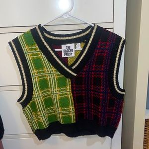 Cropped sweater vest